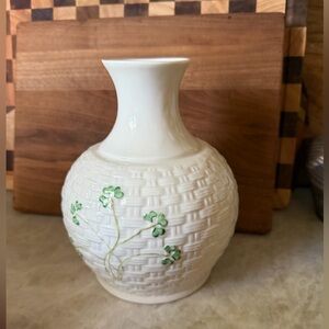 Balleek Irish porcelain shamrock vase
